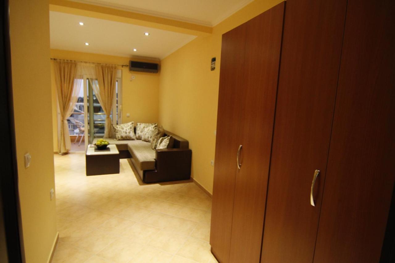 Kopernikus Apartments Ulcinj Quarto foto